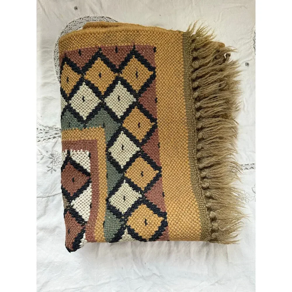 Vintage Turkish Kilim Rug Boho Aztec Rug 37x25” wool jute natural woven